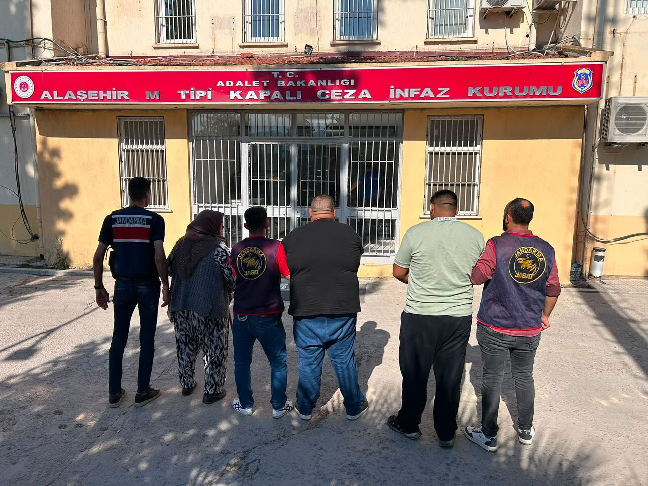 Alaşehir hırsızlık 