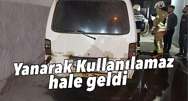 Alaşehir’de yanan araç kullanılamaz hale geldi