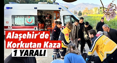 Alaşehir'de Kontrolden Çıkan Otomobil Bahçe Duvarına Çarptı