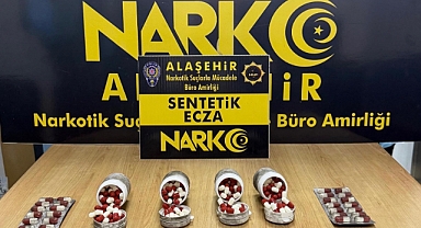 Alaşehir’de 16 Yaşındaki Şüpheli Sentetik Haplarla Yakalandı: Tutuklandı